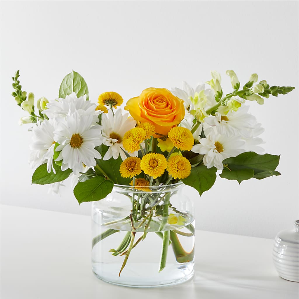 Sun Salutation Bouquet – J ALEXANDER'S FLORIST, Jackson MI
