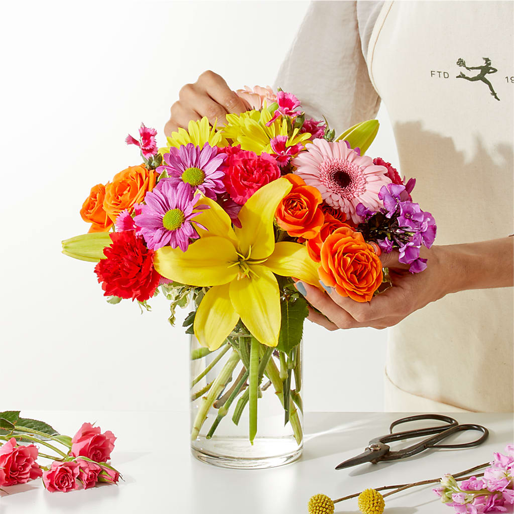 Cue the Confetti - A Florist Original – J ALEXANDER'S FLORIST, Jackson MI