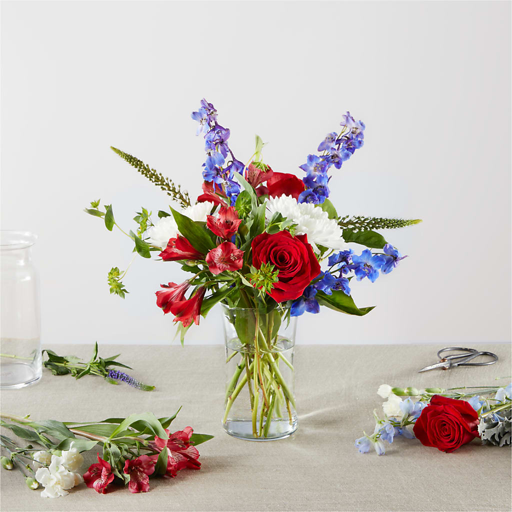 Star Spangled - A Florist Original – J ALEXANDER'S FLORIST, Jackson MI