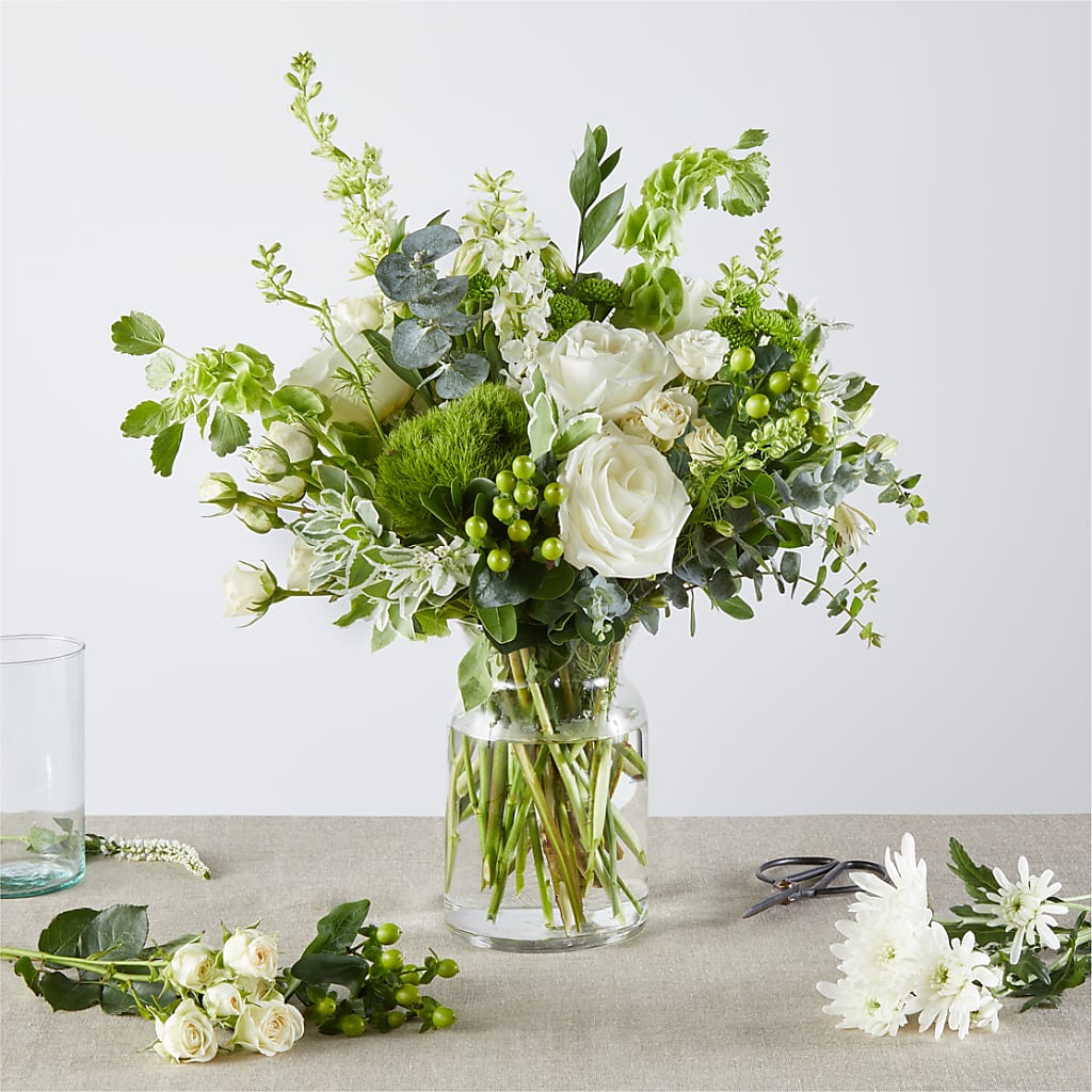 Irish Garden - A Florist Original – J ALEXANDER'S FLORIST, Jackson MI