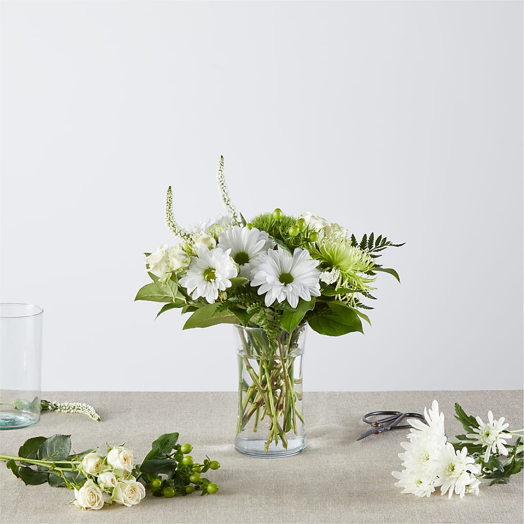 Irish Garden - A Florist Original – J ALEXANDER'S FLORIST, Jackson MI