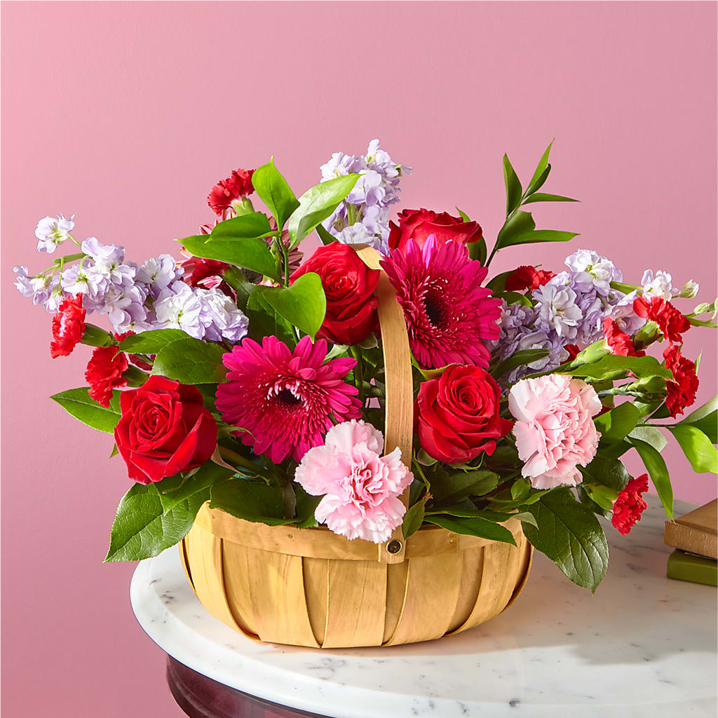Pink Picnic Basket – J ALEXANDER'S FLORIST, Jackson MI