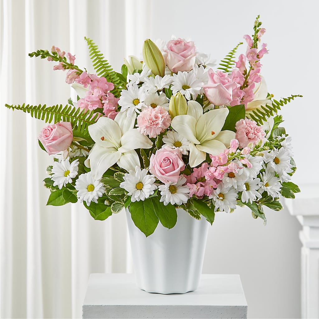 Soft Touch Tabletop Basket – J ALEXANDER'S FLORIST, Jackson MI