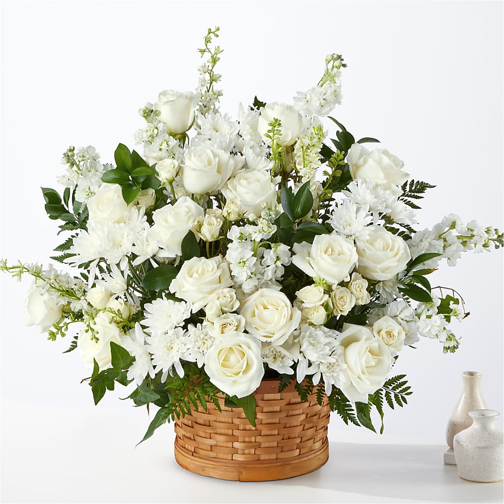 Heartfelt Condolences Arrangement – J ALEXANDER'S FLORIST, Jackson MI