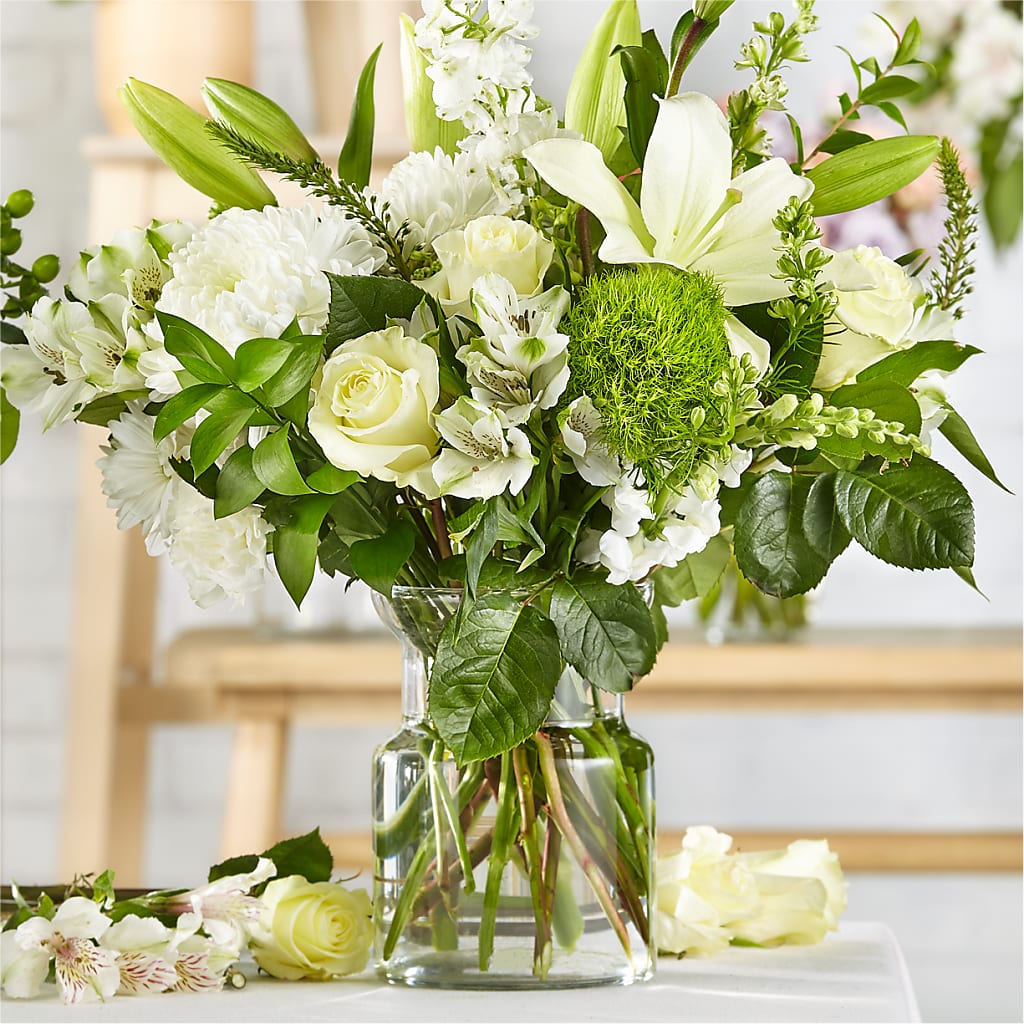 Classic Ivory – A Florist Original – J ALEXANDER'S FLORIST, Jackson MI
