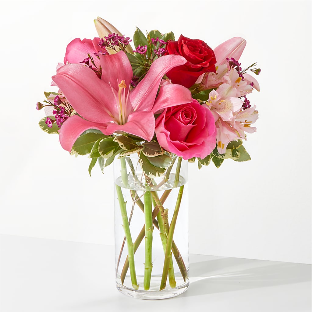 Lucky in Love Bouquet – J ALEXANDER'S FLORIST, Jackson MI