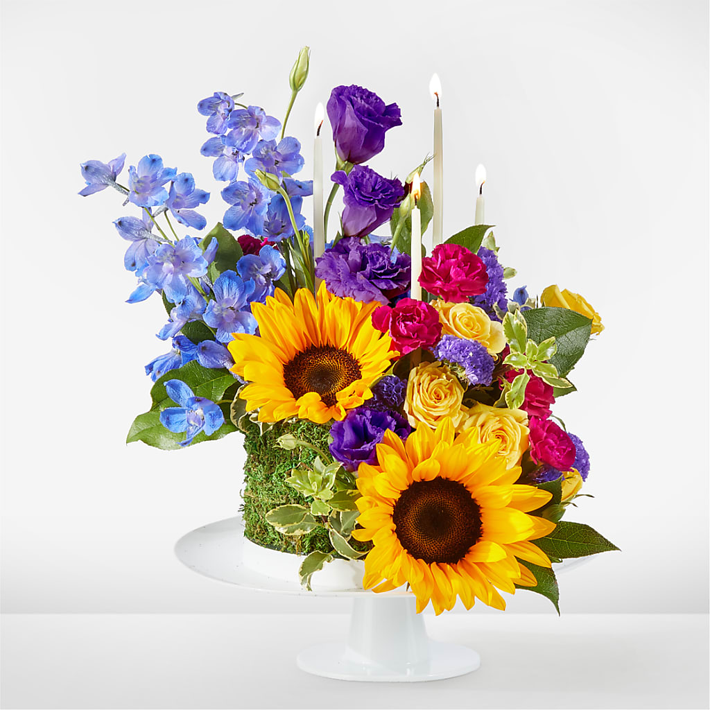 Star of the Day Floral Cake – J ALEXANDER'S FLORIST, Jackson MI
