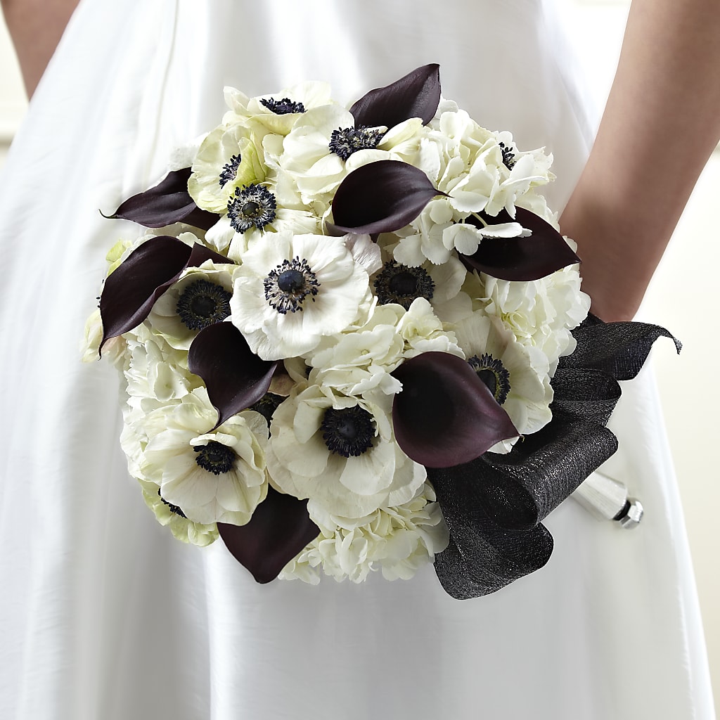 To Have and To Hold Bouquet – J ALEXANDER'S FLORIST, Jackson MI