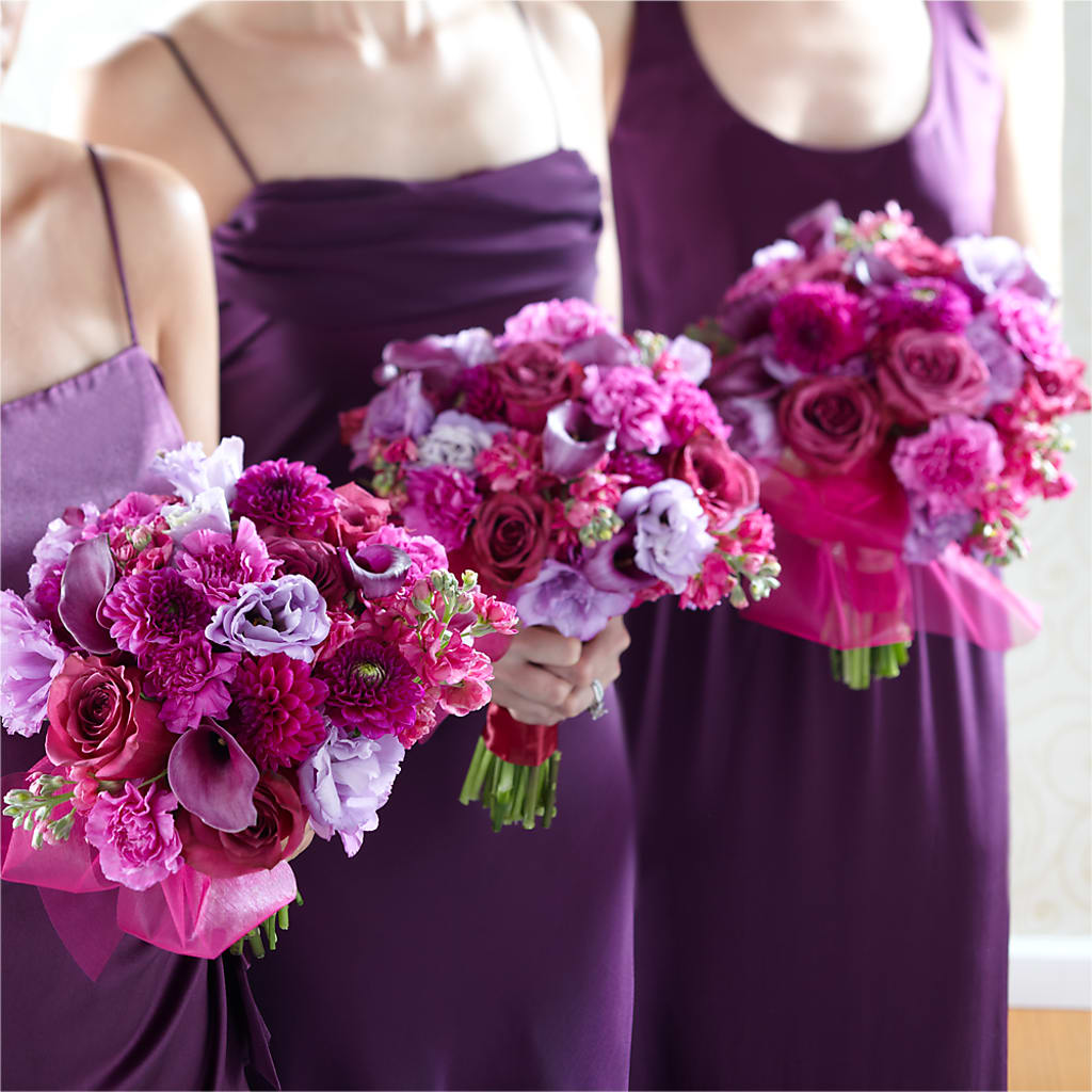 Bridesmaid's Garden Bouquet – J ALEXANDER'S FLORIST, Jackson MI