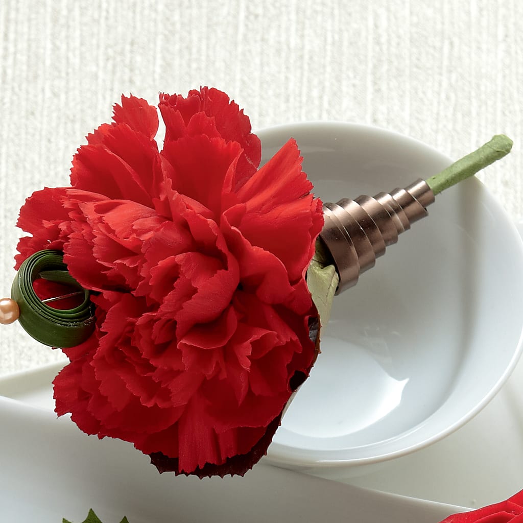 Red Carnation Boutonniere – J ALEXANDER'S FLORIST, Jackson MI