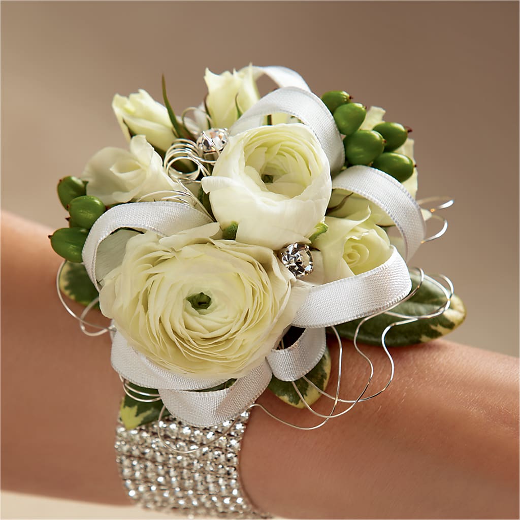 White Wedding Corsage – J ALEXANDER'S FLORIST, Jackson MI