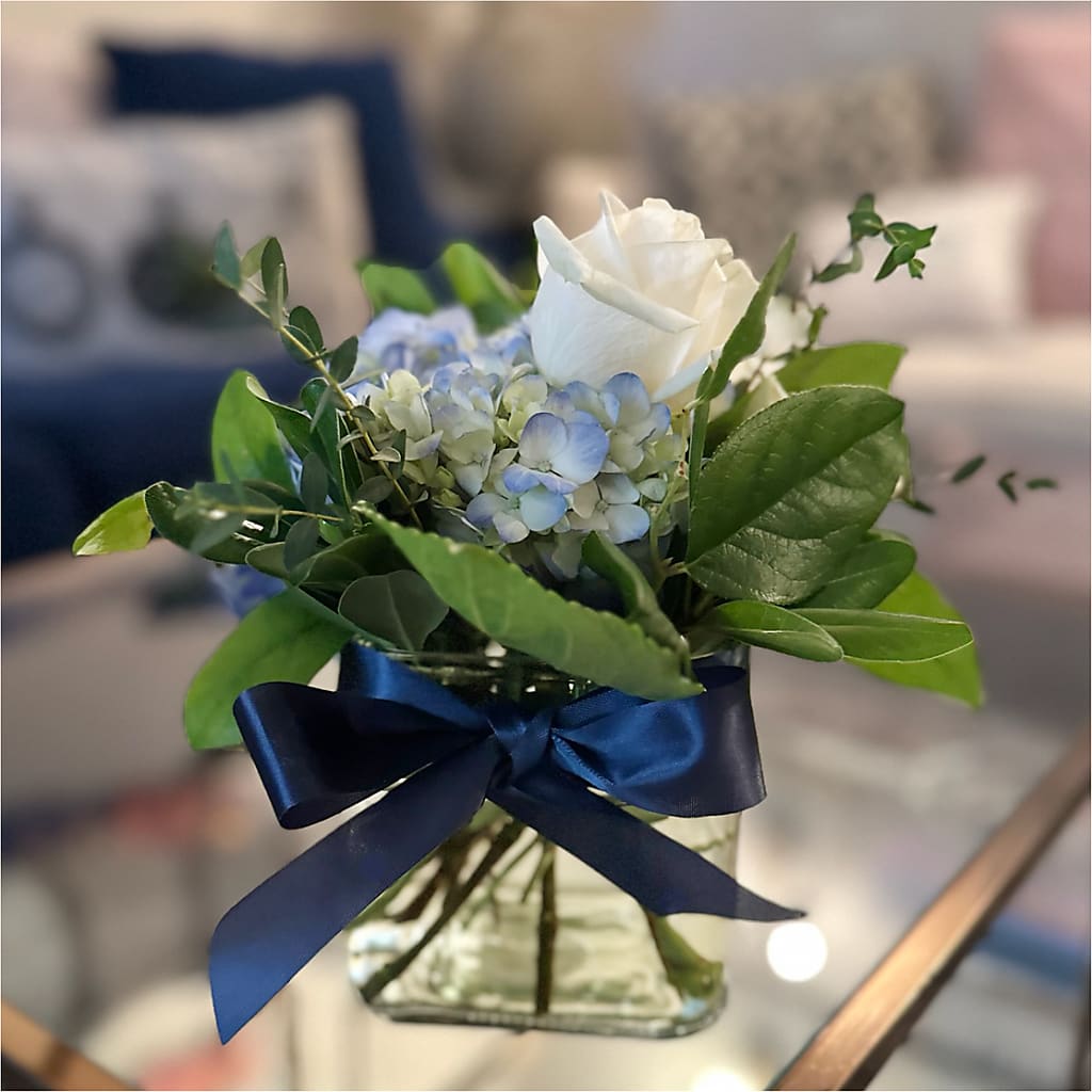 Sky Blue Delight Bouquet – J ALEXANDER'S FLORIST, Jackson MI