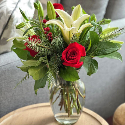 Sparkling Snowflakes Bouquet – J ALEXANDER'S FLORIST, Jackson MI