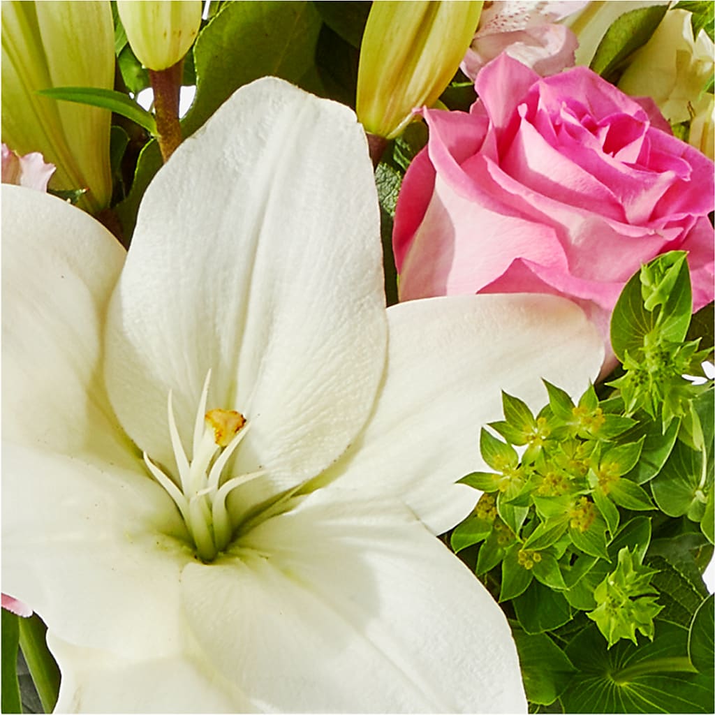 Fondly Bouquet – J ALEXANDER'S FLORIST, Jackson MI