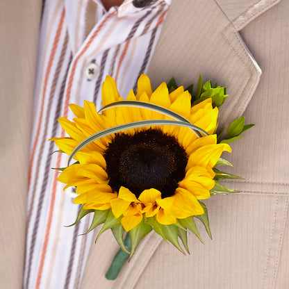 Free Spirit Boutonniere – J ALEXANDER'S FLORIST, Jackson MI